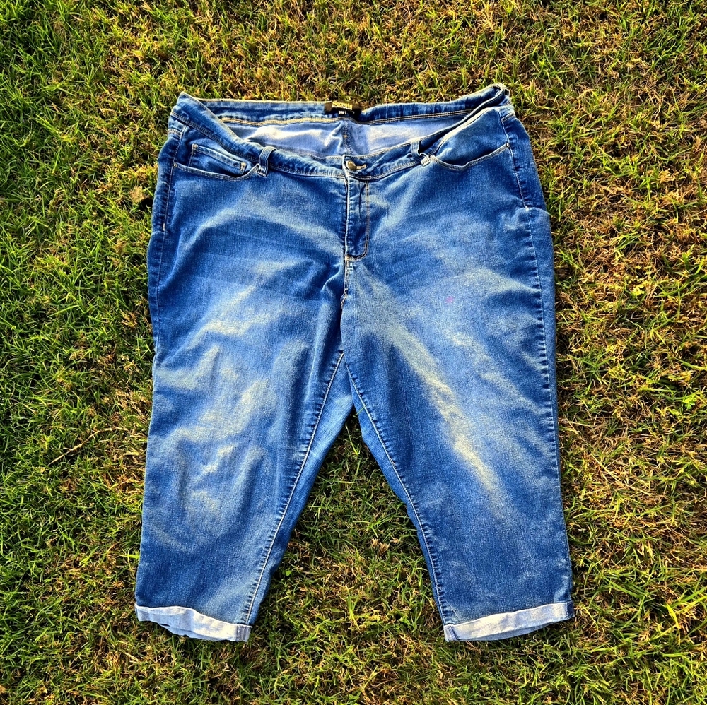 Blue Jean Capri's
